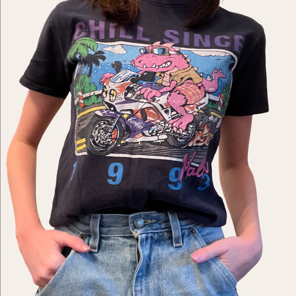small Brandy Melville John Galt chill since 93’ t shirt